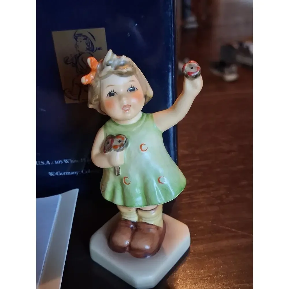GOEBEL Hummel Figurine #014 